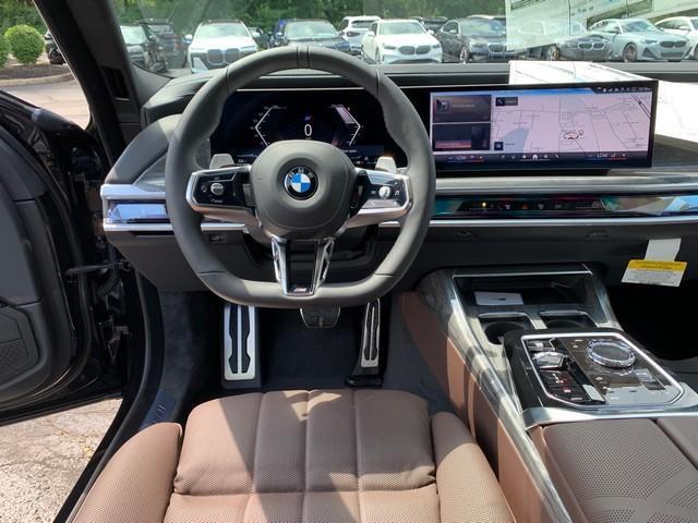 new 2024 BMW 760 car, priced at $133,645