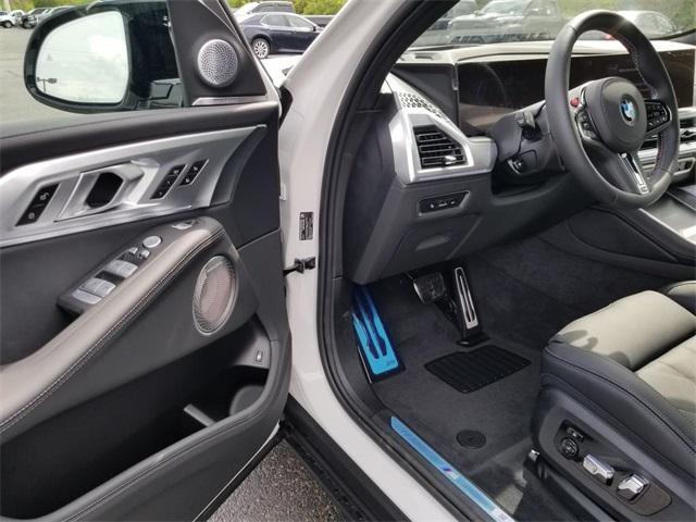 new 2025 BMW XM car, priced at $165,075