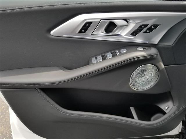 new 2025 BMW XM car, priced at $165,075