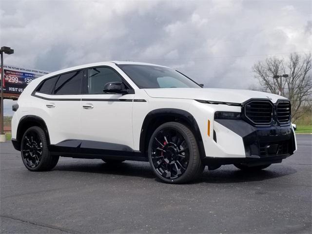 new 2025 BMW XM car, priced at $165,075