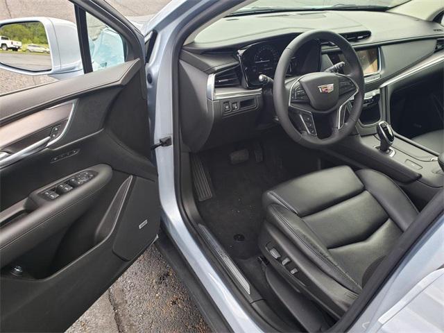 used 2017 Cadillac XT5 car, priced at $18,995