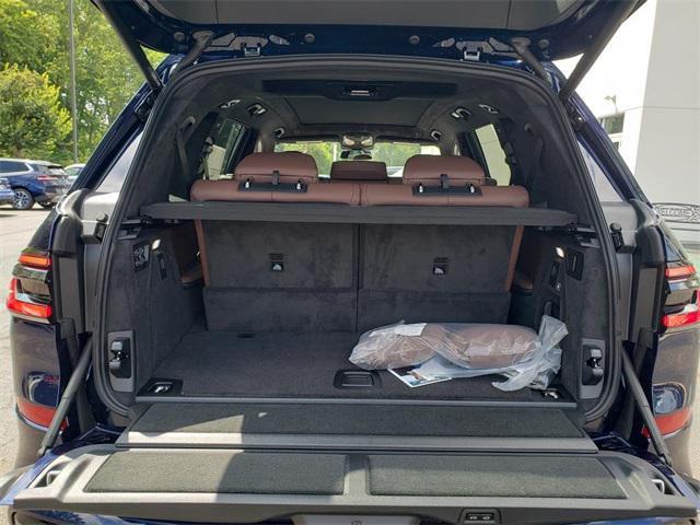 new 2026 BMW X7 car, priced at $102,025
