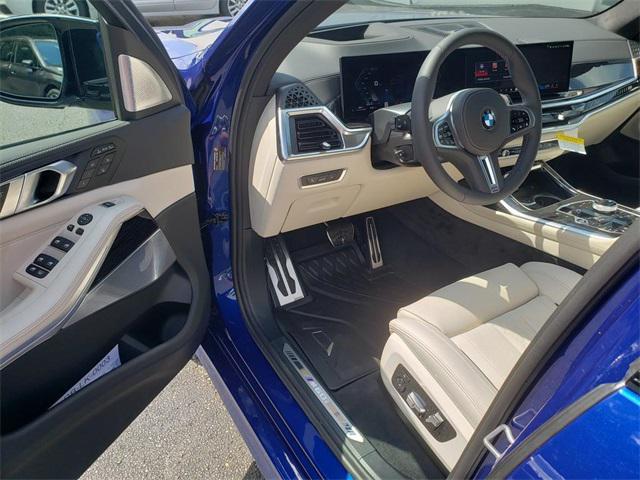 new 2026 BMW X7 car, priced at $126,585