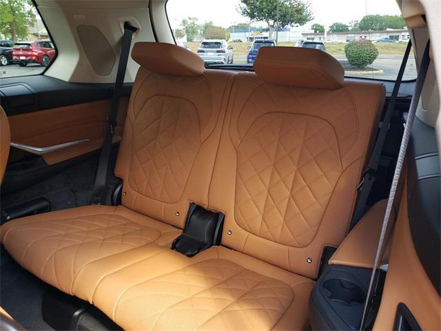 new 2026 BMW X7 car, priced at $94,725