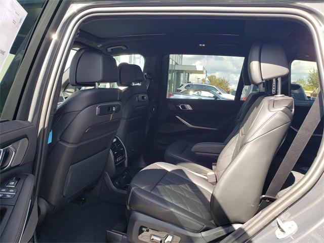 new 2026 BMW X7 car, priced at $101,435