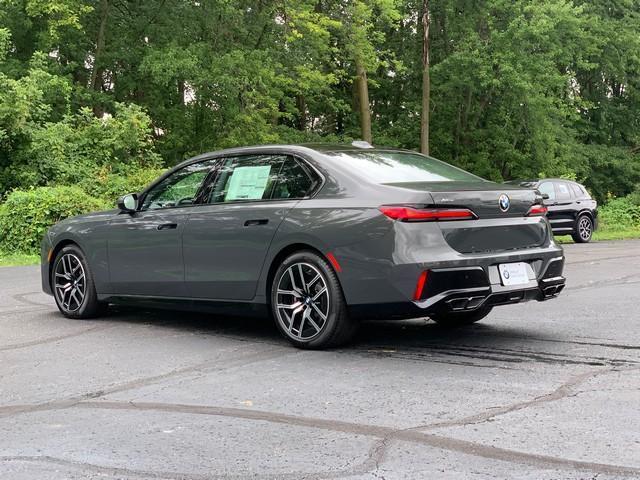 new 2024 BMW 760 car, priced at $135,130