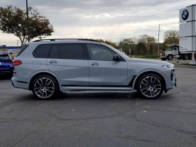 new 2025 BMW X7 car, priced at $123,700