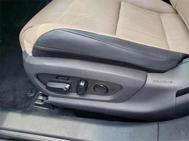 used 2019 Lexus ES 350 car, priced at $26,995