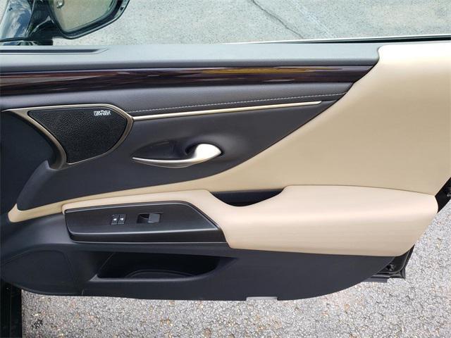 used 2019 Lexus ES 350 car, priced at $26,995