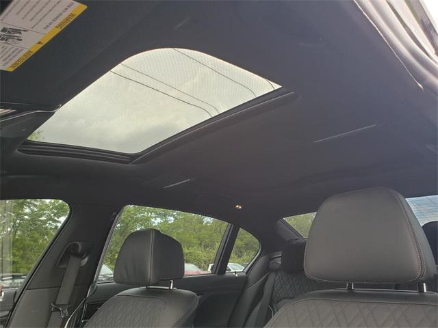 used 2022 BMW 750 car, priced at $59,995