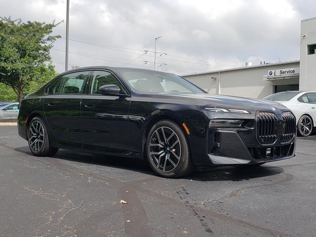 new 2024 BMW 760 car, priced at $132,025