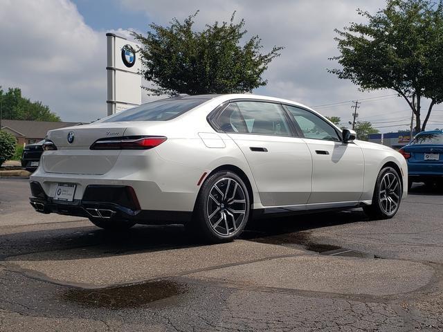 new 2024 BMW 760 car, priced at $132,075