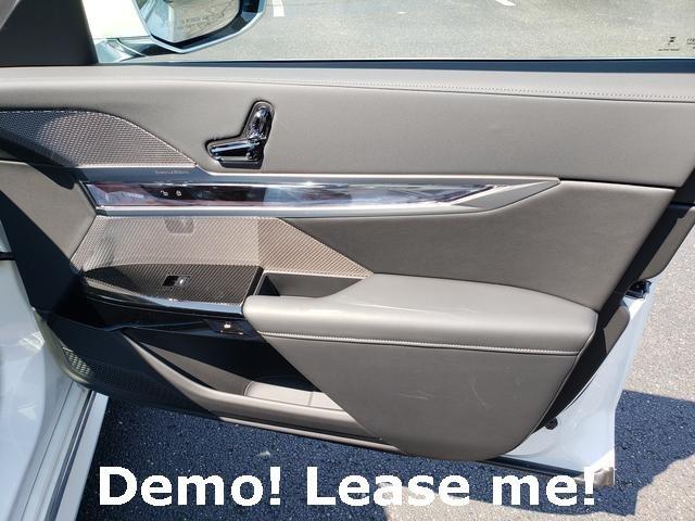 used 2024 BMW i7 car, priced at $87,995