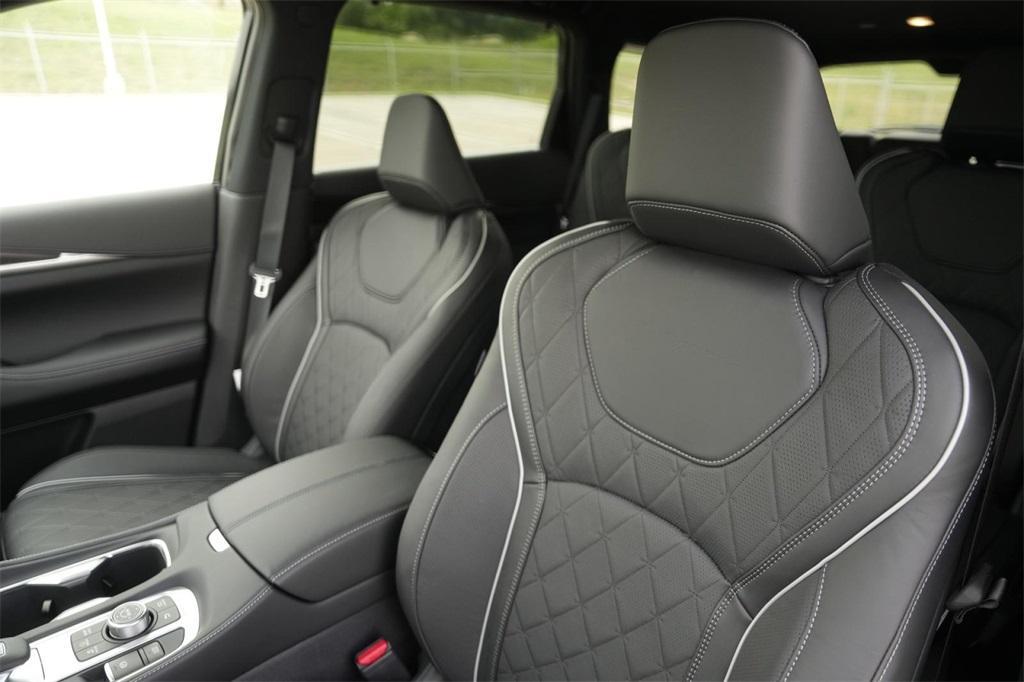 new 2025 INFINITI QX60 car, priced at $61,547