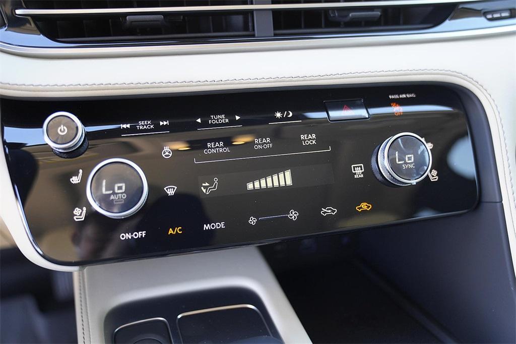 used 2025 INFINITI QX60 car, priced at $51,670
