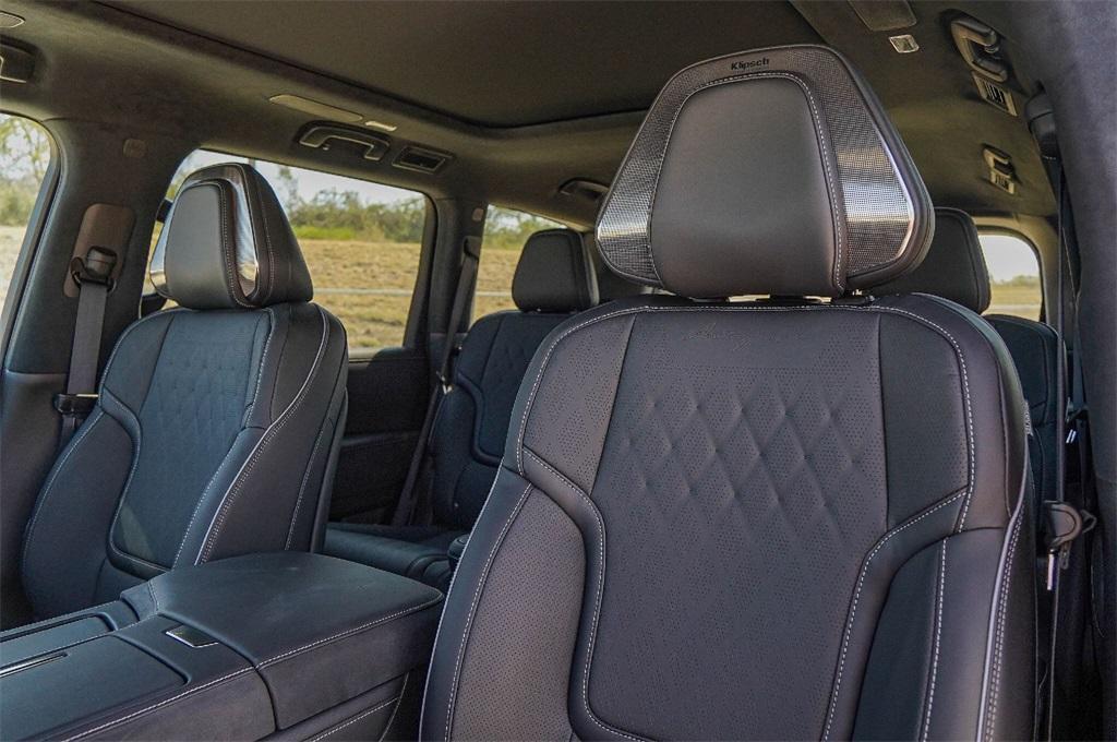new 2026 INFINITI QX80 car, priced at $118,857