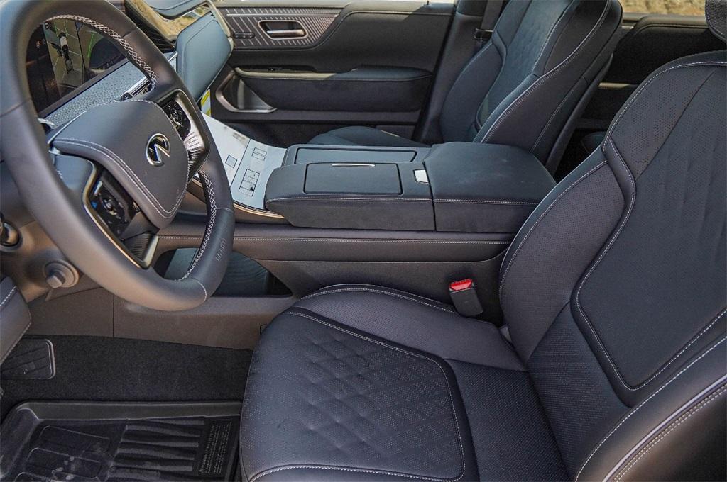 new 2026 INFINITI QX80 car, priced at $118,857