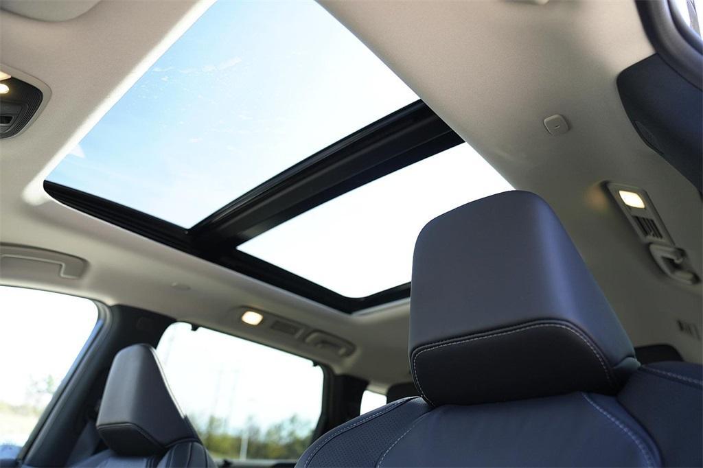 used 2025 INFINITI QX60 car, priced at $45,800