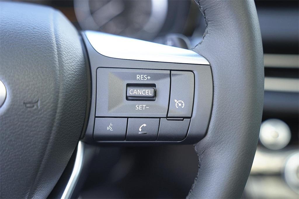 used 2025 INFINITI QX60 car, priced at $42,000