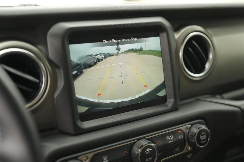used 2021 Jeep Wrangler Unlimited car, priced at $36,250