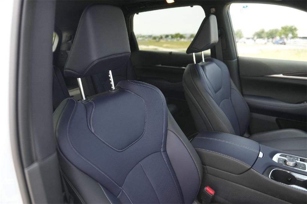 new 2026 INFINITI QX60 car, priced at $67,247