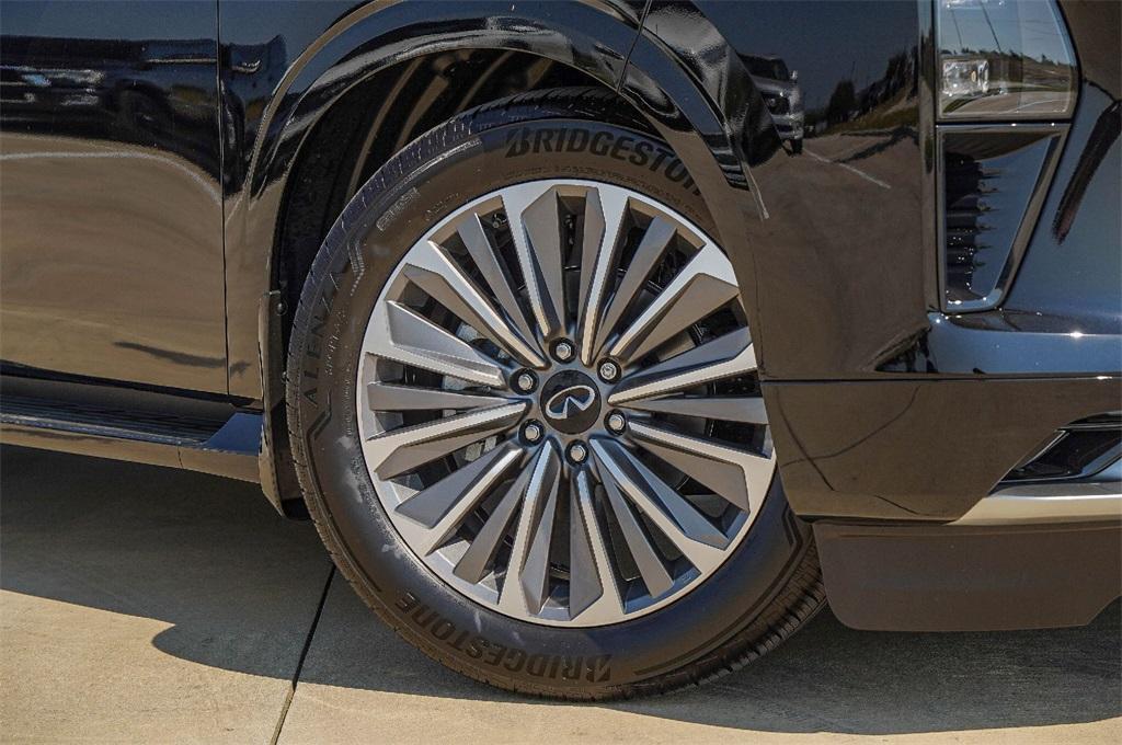 new 2026 INFINITI QX80 car, priced at $97,580