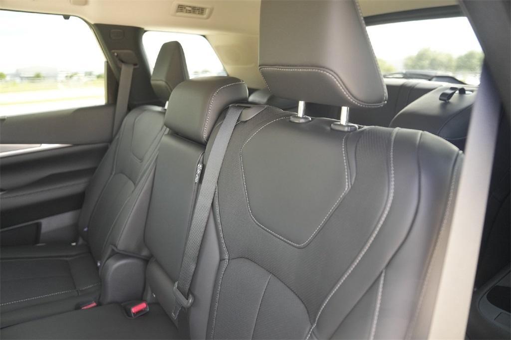 new 2026 INFINITI QX60 car, priced at $63,487