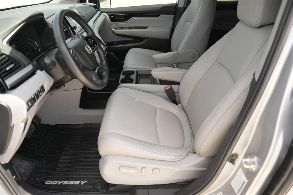 used 2022 Honda Odyssey car, priced at $34,000