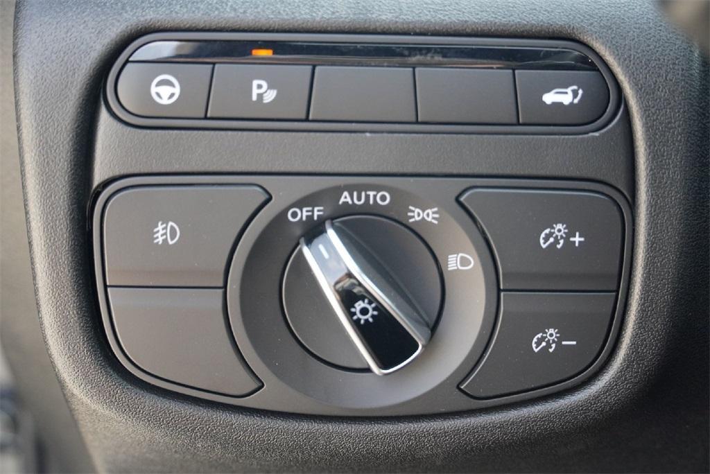 new 2025 INFINITI QX50 car, priced at $47,767