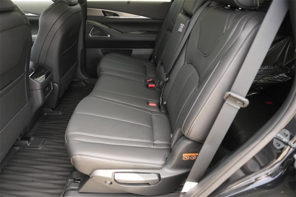 new 2025 INFINITI QX60 car, priced at $53,077