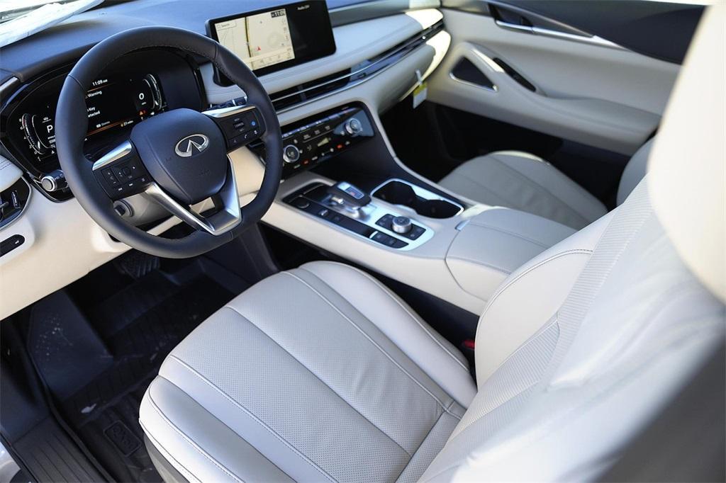 used 2025 INFINITI QX60 car, priced at $49,670