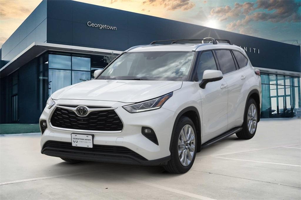 used 2021 Toyota Highlander car, priced at $35,750