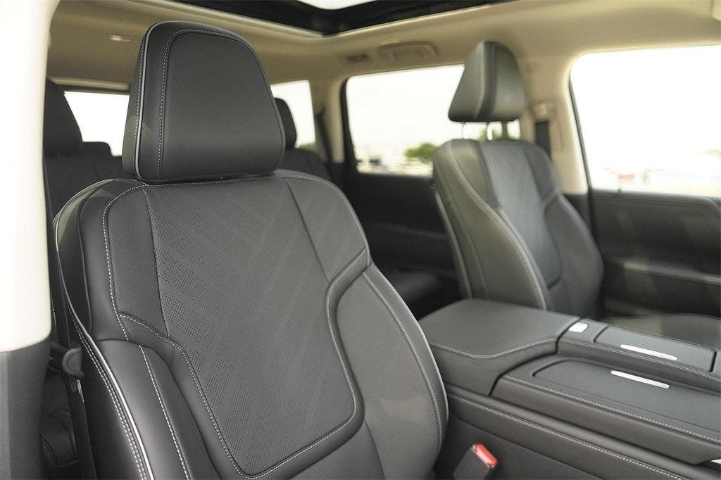 new 2025 INFINITI QX80 car, priced at $94,292