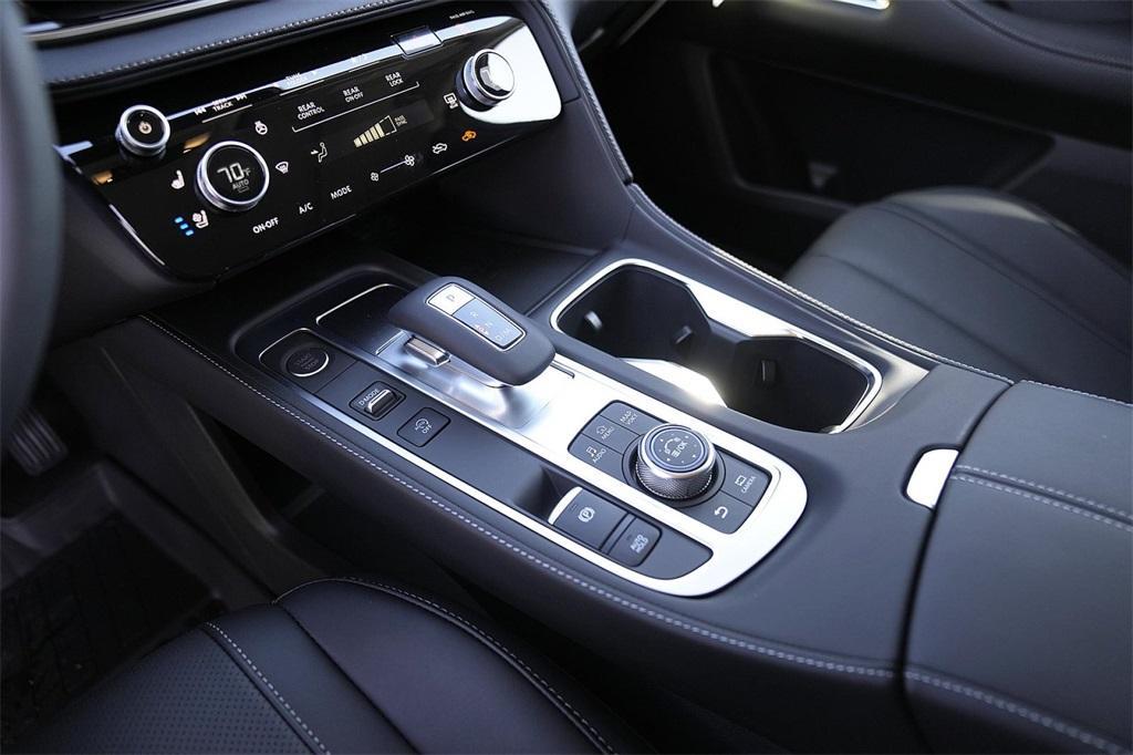 used 2025 INFINITI QX60 car, priced at $41,650
