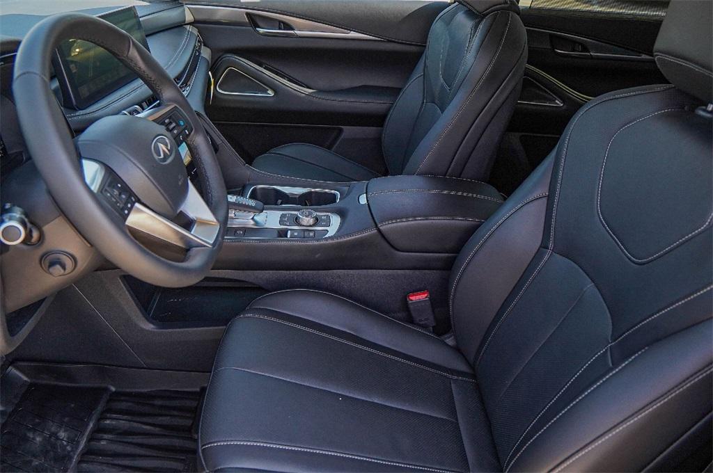 used 2025 INFINITI QX60 car, priced at $42,150