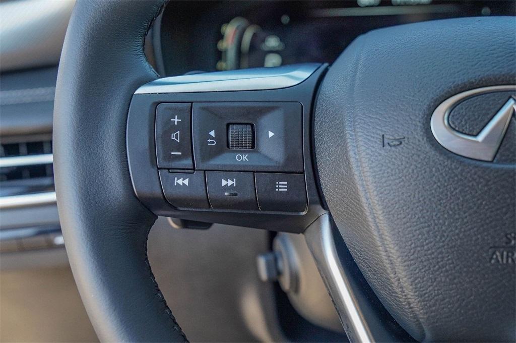 used 2025 INFINITI QX60 car, priced at $42,150