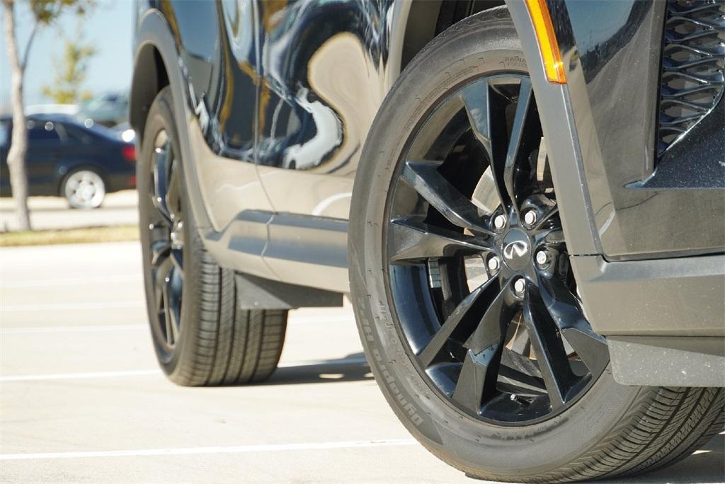 used 2025 INFINITI QX60 car, priced at $44,300