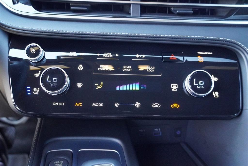 used 2025 INFINITI QX60 car, priced at $44,300