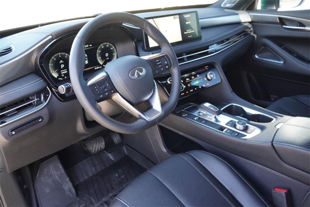 used 2025 INFINITI QX60 car, priced at $44,300
