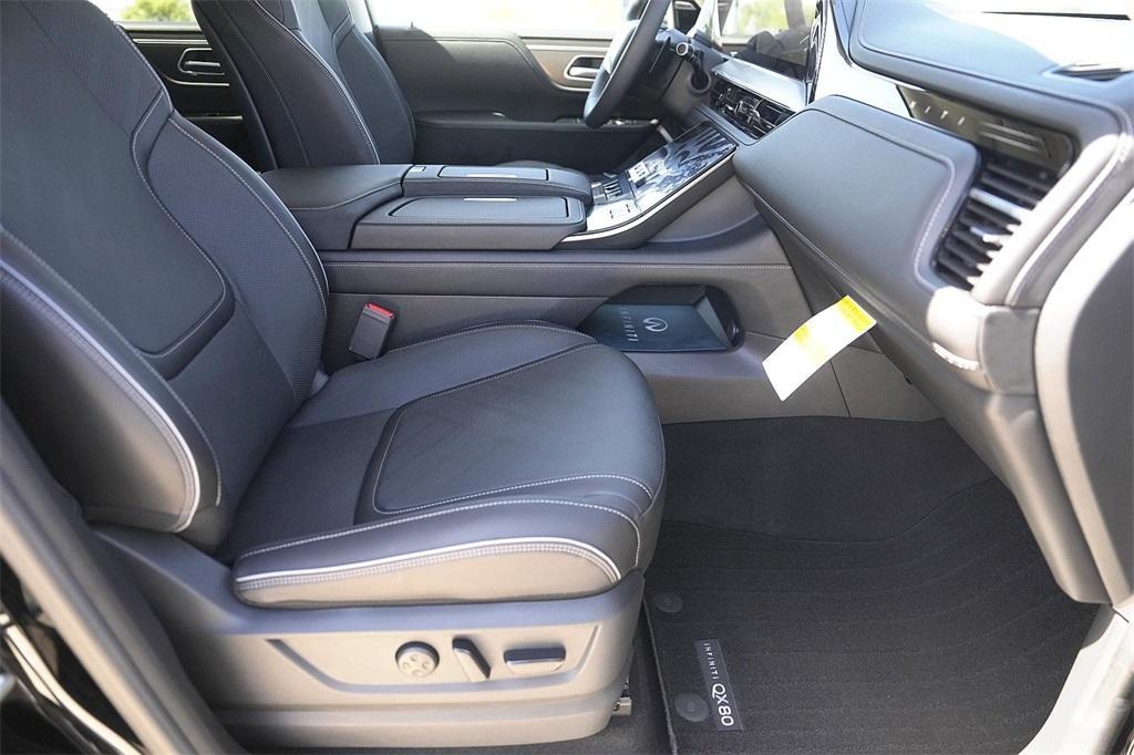 new 2025 INFINITI QX80 car, priced at $92,397
