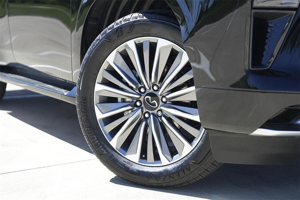 new 2025 INFINITI QX80 car, priced at $92,397