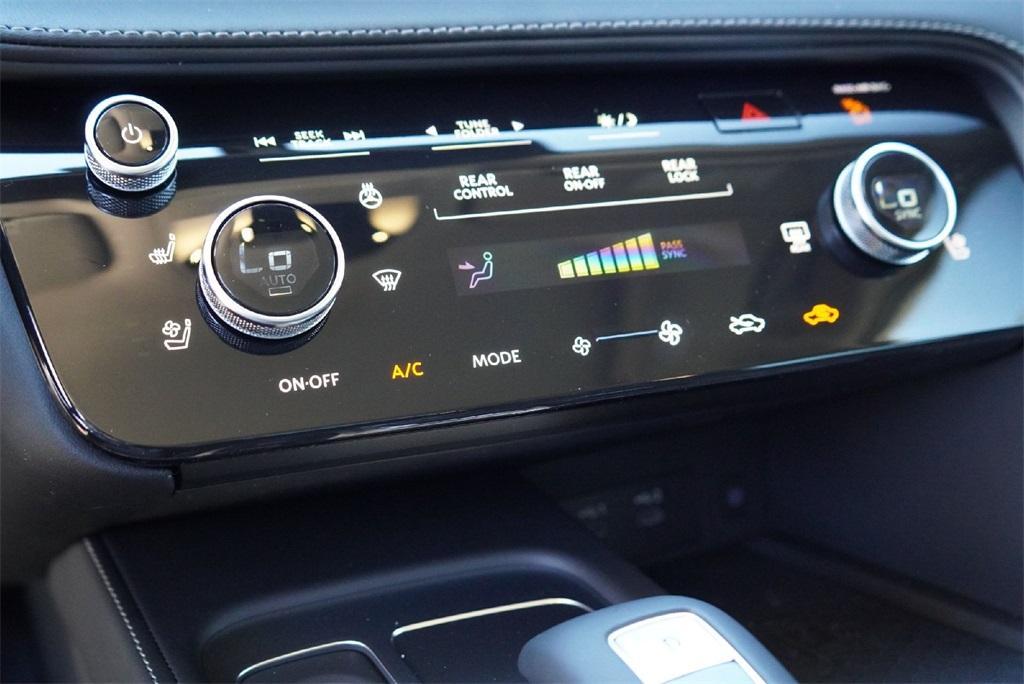 new 2026 INFINITI QX60 car, priced at $61,400