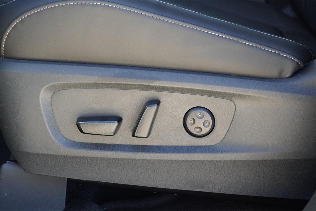 new 2026 INFINITI QX60 car, priced at $61,400