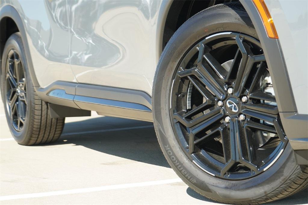 new 2026 INFINITI QX60 car, priced at $65,300