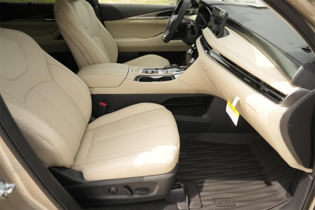 new 2025 INFINITI QX60 car, priced at $56,577