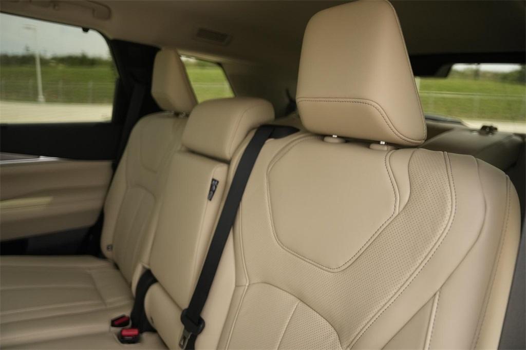new 2025 INFINITI QX60 car, priced at $56,577