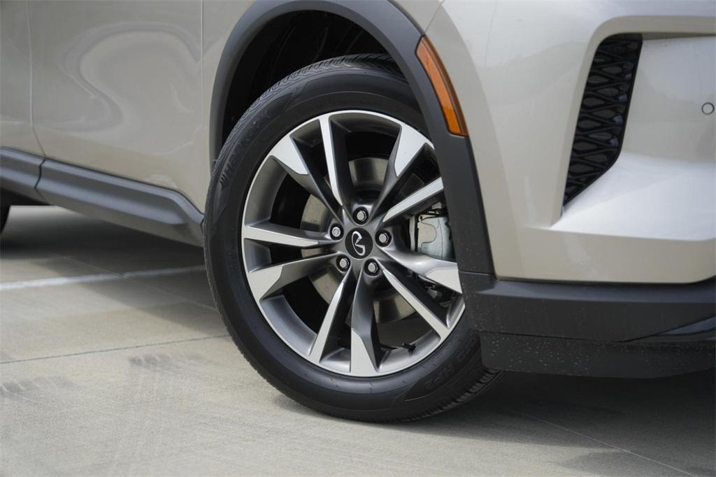 new 2025 INFINITI QX60 car, priced at $56,577