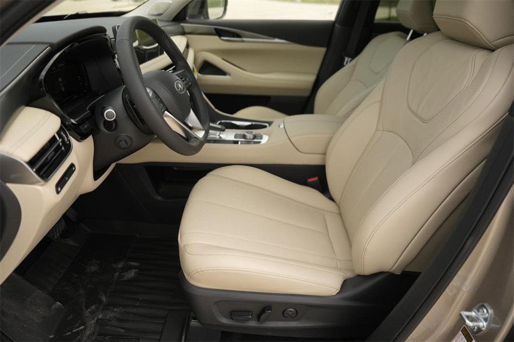 new 2025 INFINITI QX60 car, priced at $56,577