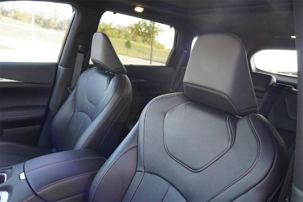 used 2025 INFINITI QX60 car, priced at $45,950