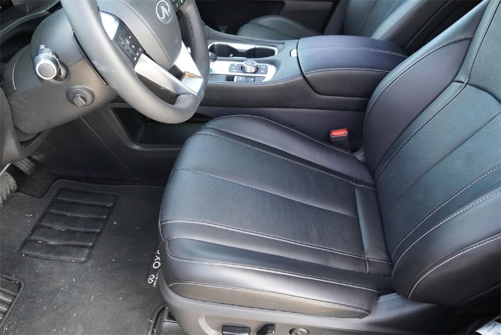 used 2025 INFINITI QX60 car, priced at $45,950